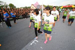 BIB: 
                            <button type="button" onclick="openModal(3531020)" class="btn btn-primary btn-sm float-right btn-popup" data-toggle="modal" data-target=".modal-high-quality">
                        <i class="fas fa-shopping-cart"></i> Add to Cart
                    </button>
                                            <button type="button" onclick="isThisMe(3531020, true)" class="btn btn-success btn-sm float-right btn-popup btn-isme hidden" data-toggle="tooltip" data-placement="bottom" title="นี่คือรูปของคุณใช่ไหม คลิกที่นี่เพื่อเอาเข้าอัลบั้ม">
                        <i class="fas fa-plus"></i> Add to album
                    </button>
                    <button type="button" onclick="isThisMe(3531020, false)" class="btn btn-warning btn-sm float-right btn-popup btn-isnotme hidden">
                        <i class="fas fa-ban"></i> Remove from album
                    </button>